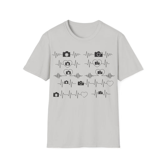 Camera Heartbeat Shirt – Photographer Pulse + Photography Lover T-Shirt